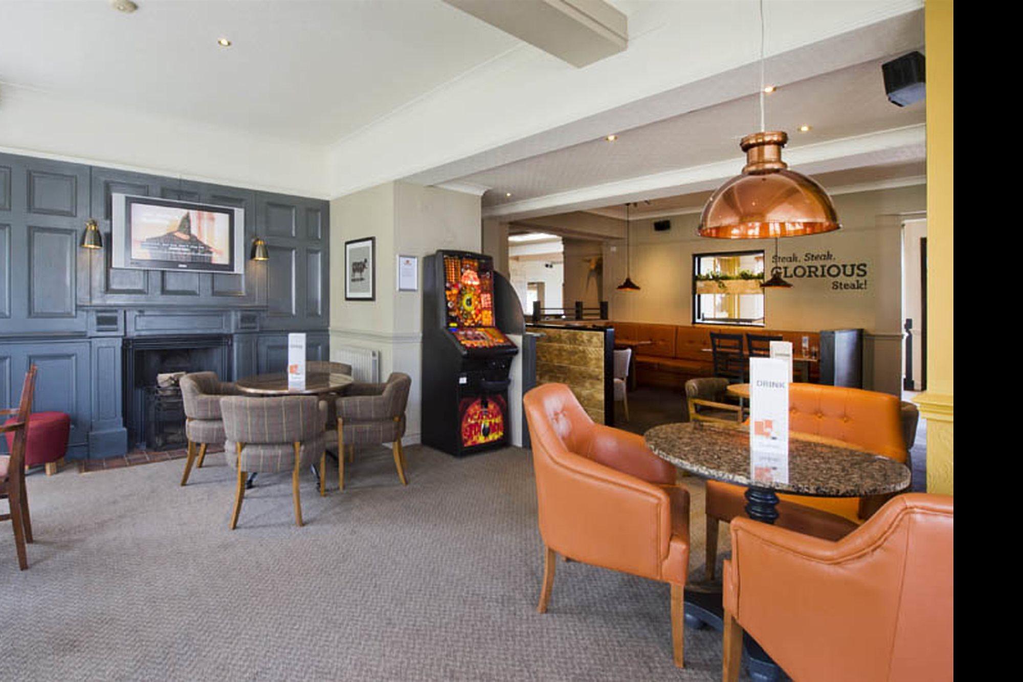 Premier Inn Arundel Exterior photo