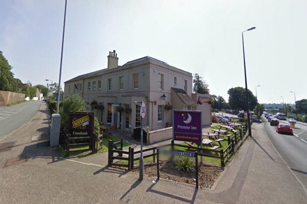 Premier Inn Arundel Exterior photo