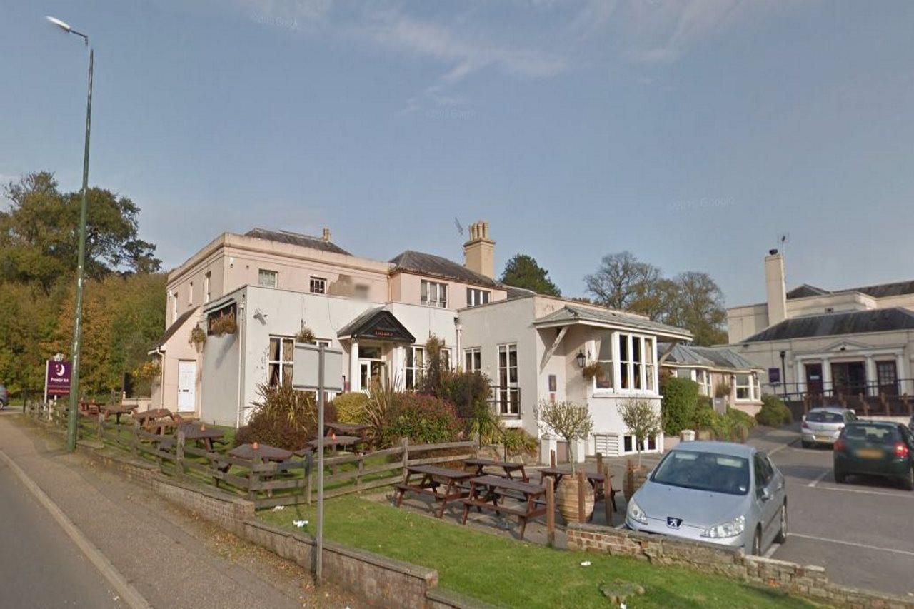 Premier Inn Arundel Exterior photo