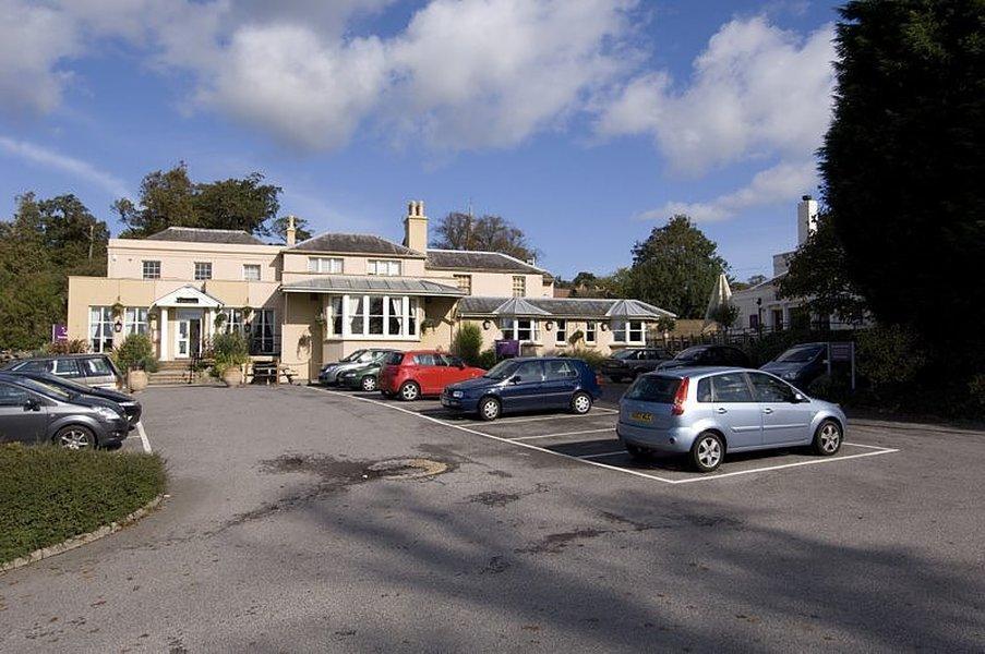 Premier Inn Arundel Exterior photo